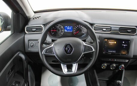 Renault Duster, 2022 год, 2 000 000 рублей, 18 фотография