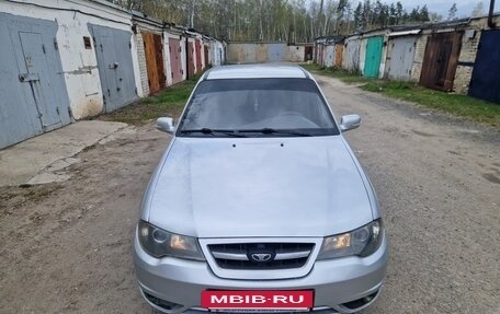 Daewoo Nexia I рестайлинг, 2012 год, 240 000 рублей, 2 фотография