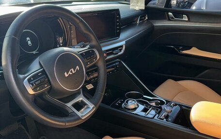 KIA K5, 2022 год, 5 500 000 рублей, 20 фотография