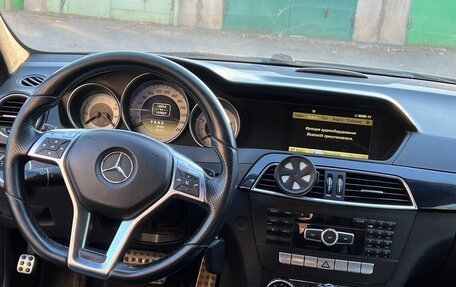 Mercedes-Benz C-Класс, 2011 год, 1 250 000 рублей, 11 фотография