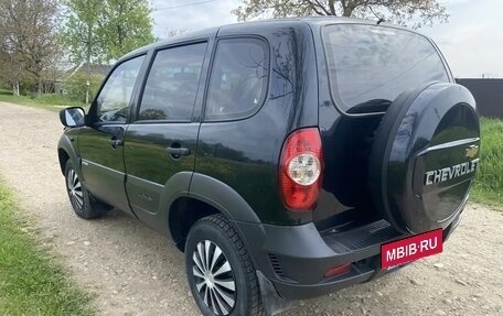 Chevrolet Niva I рестайлинг, 2009 год, 470 000 рублей, 7 фотография