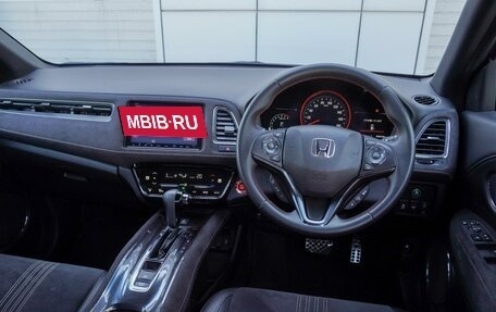 Honda Vezel, 2019 год, 1 890 000 рублей, 10 фотография