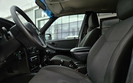 Chevrolet Niva I рестайлинг, 2018 год, 670 000 рублей, 12 фотография