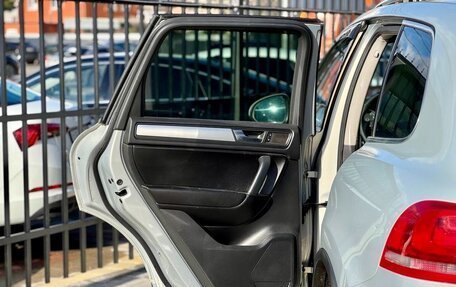 Volkswagen Touareg III, 2012 год, 1 725 000 рублей, 13 фотография