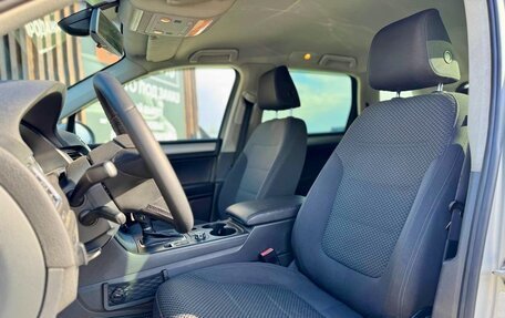 Volkswagen Touareg III, 2012 год, 1 725 000 рублей, 10 фотография