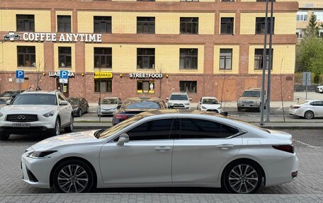 Lexus ES VII, 2019 год, 4 150 000 рублей, 4 фотография