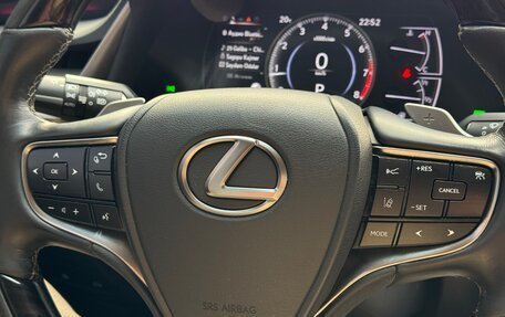 Lexus ES VII, 2019 год, 4 150 000 рублей, 32 фотография