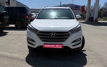 Hyundai Tucson III, 2016 год, 1 830 000 рублей, 2 фотография