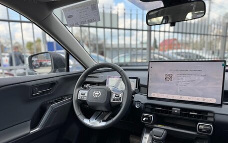 Toyota RAV4, 2026 год, 4 600 000 рублей, 22 фотография