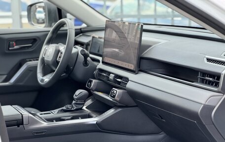 Toyota RAV4, 2026 год, 4 600 000 рублей, 24 фотография