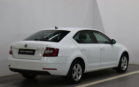 Skoda Octavia, 2018 год, 1 917 000 рублей, 3 фотография