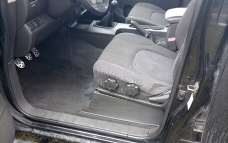 Nissan Navara (Frontier), 2008 год, 760 000 рублей, 9 фотография
