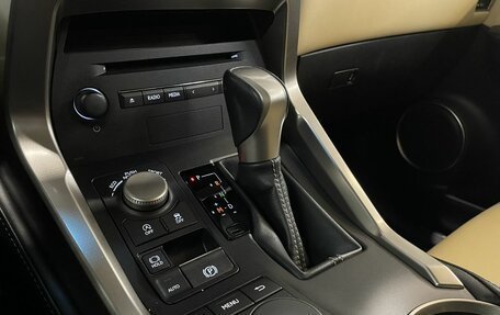 Lexus NX I, 2016 год, 2 900 000 рублей, 16 фотография