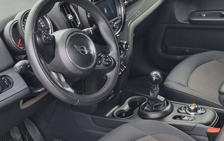 MINI Countryman II (F60), 2019 год, 2 300 000 рублей, 10 фотография