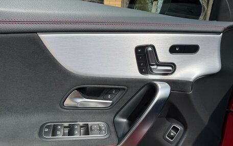 Mercedes-Benz CLA, 2020 год, 2 690 000 рублей, 11 фотография