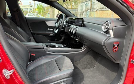 Mercedes-Benz CLA, 2020 год, 2 690 000 рублей, 31 фотография