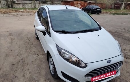 Ford Fiesta, 2016 год, 840 000 рублей, 2 фотография