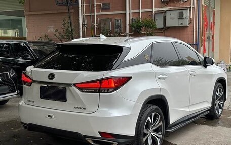 Lexus RX IV рестайлинг, 2021 год, 5 500 006 рублей, 7 фотография