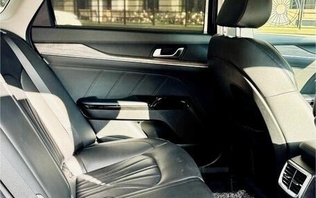 KIA K5, 2022 год, 2 400 000 рублей, 11 фотография