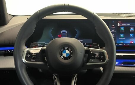 BMW 5 серия, 2025 год, 12 400 000 рублей, 15 фотография