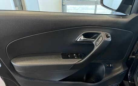 Volkswagen Polo VI (EU Market), 2013 год, 812 000 рублей, 22 фотография