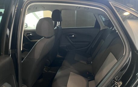 Volkswagen Polo VI (EU Market), 2013 год, 812 000 рублей, 24 фотография