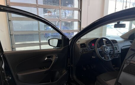 Volkswagen Polo VI (EU Market), 2013 год, 812 000 рублей, 21 фотография