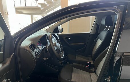 Volkswagen Polo VI (EU Market), 2013 год, 812 000 рублей, 16 фотография