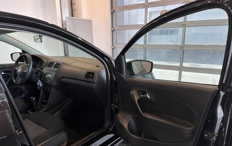 Volkswagen Polo VI (EU Market), 2013 год, 812 000 рублей, 27 фотография