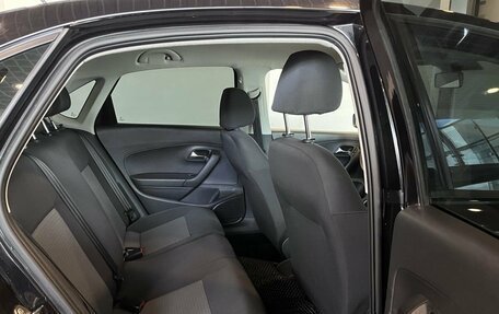 Volkswagen Polo VI (EU Market), 2013 год, 812 000 рублей, 26 фотография