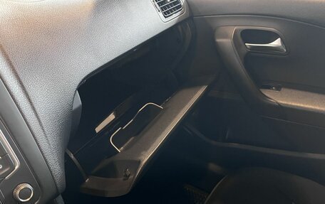 Volkswagen Polo VI (EU Market), 2013 год, 812 000 рублей, 30 фотография