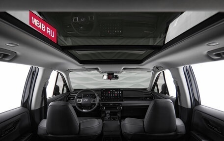 Toyota RAV4, 2026 год, 4 320 000 рублей, 21 фотография