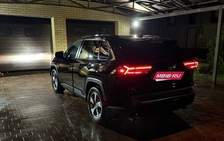 Toyota RAV4, 2021 год, 3 200 000 рублей, 20 фотография