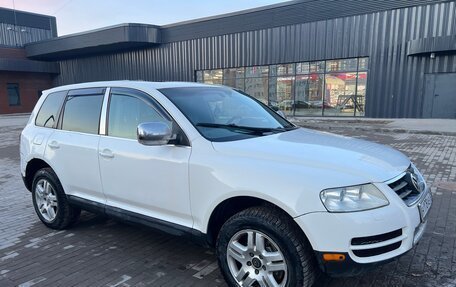 Volkswagen Touareg III, 2005 год, 570 000 рублей, 3 фотография