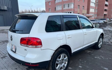 Volkswagen Touareg III, 2005 год, 570 000 рублей, 6 фотография