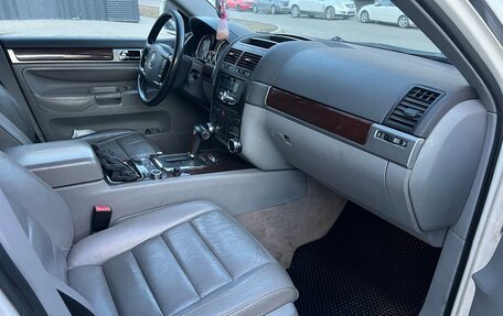 Volkswagen Touareg III, 2005 год, 570 000 рублей, 8 фотография