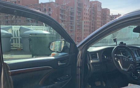 Toyota Highlander III, 2014 год, 3 350 000 рублей, 13 фотография