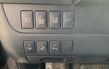 Toyota Highlander III, 2014 год, 3 350 000 рублей, 18 фотография