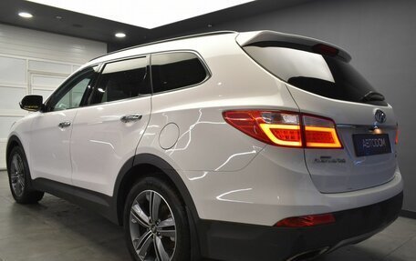 Hyundai Santa Fe III рестайлинг, 2015 год, 2 090 000 рублей, 5 фотография