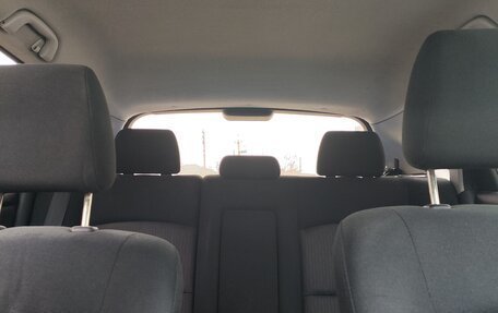 Mazda Axela, 2006 год, 350 000 рублей, 7 фотография