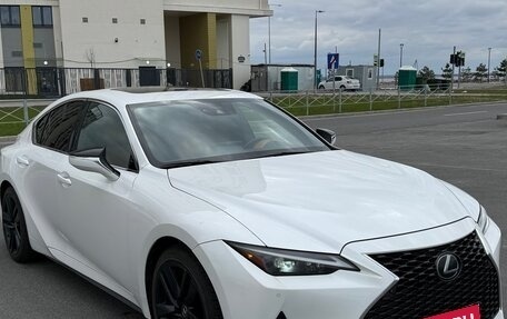 Lexus IS III, 2021 год, 3 850 000 рублей, 2 фотография