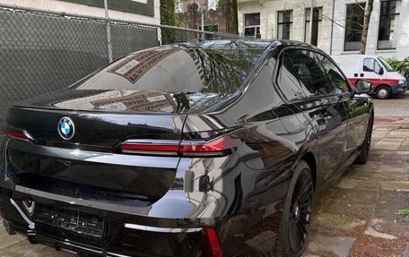 BMW 7 серия, 2023 год, 10 999 999 рублей, 6 фотография