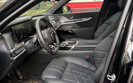 BMW 7 серия, 2023 год, 10 999 999 рублей, 11 фотография