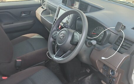 Toyota Roomy I, 2021 год, 985 000 рублей, 12 фотография