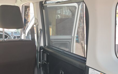 Toyota Roomy I, 2021 год, 985 000 рублей, 22 фотография