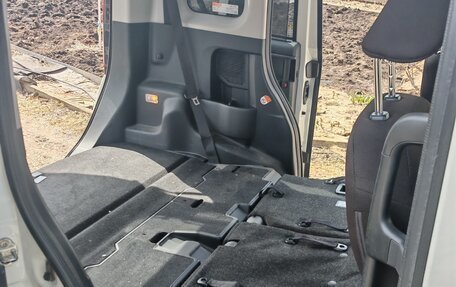 Toyota Roomy I, 2021 год, 985 000 рублей, 21 фотография