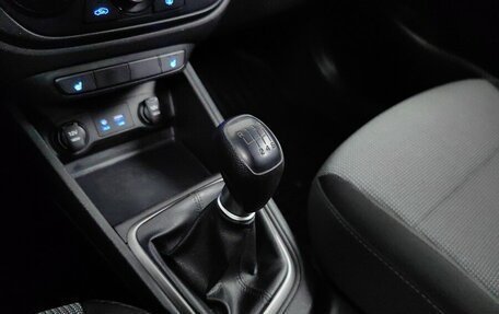 Hyundai Solaris II рестайлинг, 2018 год, 1 220 000 рублей, 16 фотография