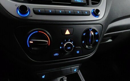 Hyundai Solaris II рестайлинг, 2018 год, 1 220 000 рублей, 15 фотография