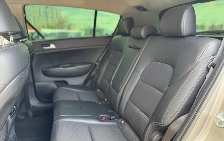 KIA Sportage IV рестайлинг, 2016 год, 1 899 000 рублей, 15 фотография