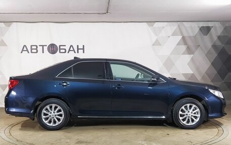 Toyota Camry, 2014 год, 1 570 000 рублей, 6 фотография